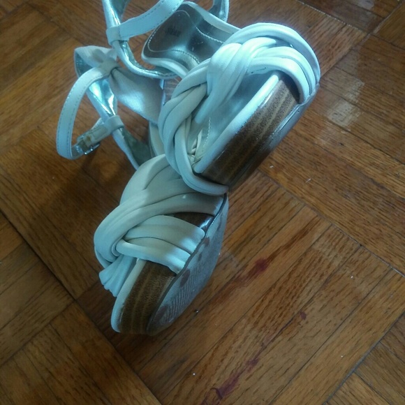 High hell Sandal . - Picture 5 of 8